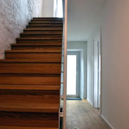 Apartment Minimalissa Boutique Kut Vis