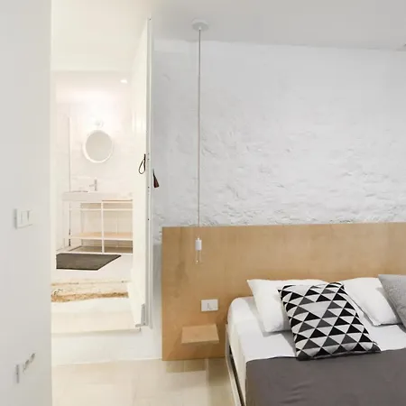 Minimalissa Boutique Kut
