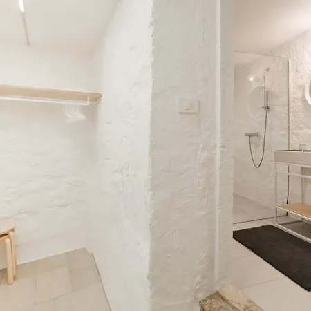 Minimalissa Boutique Kut Apartment
